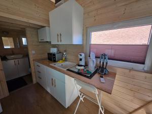 GleesにあるTiny Haus bei Laacher See modernes voll ausgestattetのギャラリーの写真