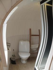 Koupelna v ubytování bettis - Übernachten im IGLU-TinyHaus + 27 fotografií