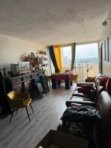 Posezení v ubytování Chambre à Bobigny CJ