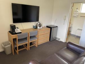 Kuchyň nebo kuchyňský kout v ubytování The Padre Motel