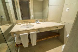 Bagno di Four Points by Sheraton Medellín