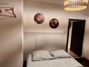 En eller flere senge i et værelse på 5- les érables mauves + 16 billeder