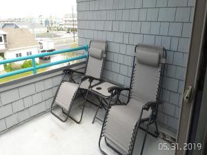 Μπαλκόνι ή βεράντα στο Ocean Front, Pool, Beach Badges, Wifi, Washer Dryer, Ocean Front 3Rd Floor Split Level Condo, Ocean Views, Private Beach Access, Pool Located In,