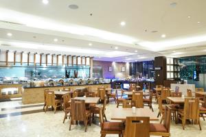 Restaurace v ubytování Aston Bogor Hotel and Resort