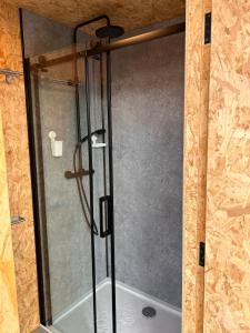 Un baño de The 9 acre