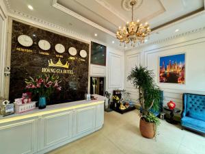 Vstupní hala nebo recepce v ubytování Hoàng Gia Hotel Nhân Hòa
