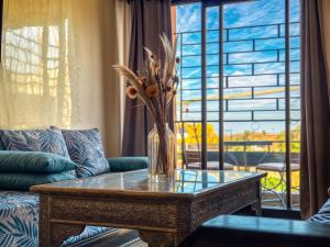 Χώρος καθιστικού στο Gueliz Marrakech Private 2BR Apartment with Pool and Parking +47 φωτογραφίες