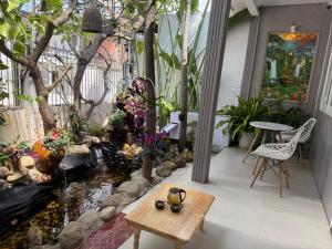 Fotografie z fotogalerie ubytování Green Jungle Homestay - Phù Hợp Gia Đình Từ 10 - 15 Người Lớn & 5 Trẻ Em - Bãi Đậu Xe Ô Tô, Sân BBQ - Miễn Phí Sử Dụng Dịch Vụ Hồ Bơi Cách Homestay 3 Phút Đi Bộ - 7 Phút Đi Bộ Đến Biển - 5 Phút Đến Chợ Hải Sản Phú Thuỷ v destinaci Phan Thiết