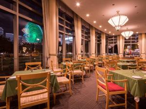 Restaurace v ubytování Navios Yokohama