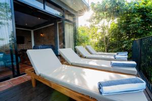 Gallery image of Villa B15 Galle in Akmimana +28 photos