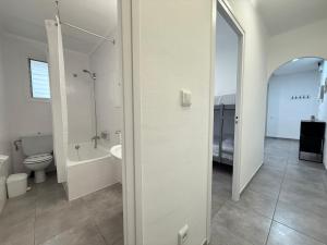 Kúpeľňa v ubytovaní Agi Macià Centro