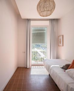 A bed or beds in a room at Don Fadrique Apartments by Olala Homes