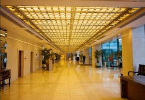 Μια τηλεόραση ή/και κέντρο ψυχαγωγίας στο Jinjiang Fuyuan Hotel