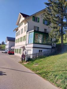 Budova, kde se apartmán nachází