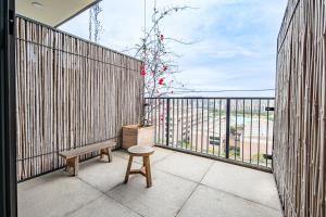 Rõdu või terrass majutusasutuses Taihua Wutong Hotel