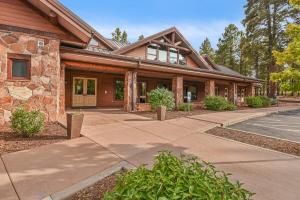 Gallery image of Stunning Golf Course View Home in Flagstaff Ranch in Flagstaff