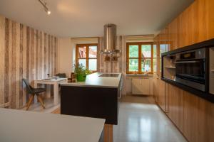 Η κουζίνα ή μικρή κουζίνα στο Gipfelglück