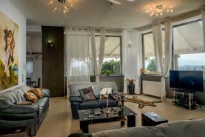 Μια τηλεόραση ή/και κέντρο ψυχαγωγίας στο Guarda L'orizzonte