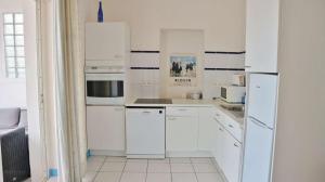 Η κουζίνα ή μικρή κουζίνα στο Appartement 6 personnes VUE MER - GRANDE PLAGE