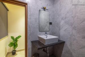 Koupelna v ubytování Anantharaa Hotel