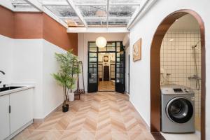 Foto sihtkohas Shanghai asuva majutusasutuse 上海小胖纸民宿-南京西路3店-桃之夭夭 galeriist