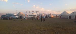 Fotografie z fotogalerie ubytování Altun Fatima yurtcamp v destinaci Song-Kul