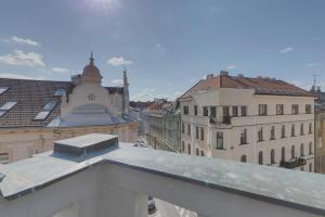 Výhľad na mesto Bratislava alebo výhľad na mesto priamo z apartmánu