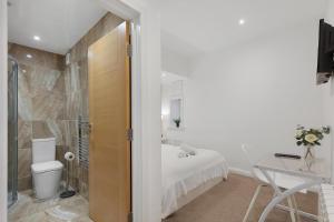 Ένα μπάνιο στο Private multi apartment house in the heart of Oxford +81 φωτογραφίες