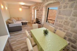 Posezení v ubytování Apartmani Katuric-centar