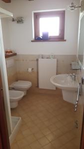 A bathroom at Borgo dei Sapori
