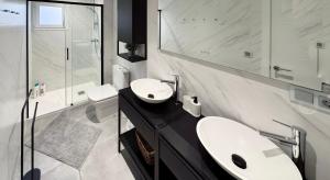 Koupelna v ubytování Sant Vicent 10 Old Town apt + 27 fotografií