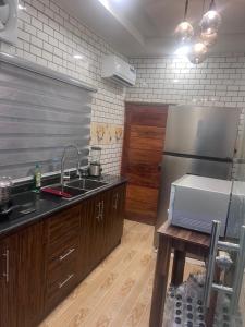 Kuchyň nebo kuchyňský kout v ubytování BrightstarCave