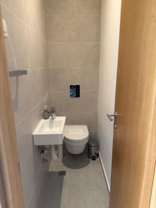 Gallery image of HHY Apartmets-WOW in Budva