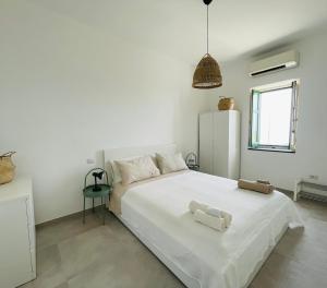 Galeriebild der Unterkunft Arco sul Mare Malfa - Le Case di Valeria & Matteo in Malfa