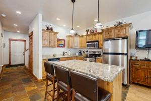 Dapur atau dapur kecil di Aspen Village 84