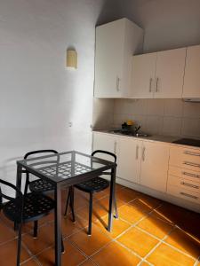 Nhà bếp/bếp nhỏ tại Casa Grande - Amieira Houses