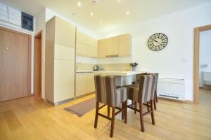 Gallery image of HHY Apartmets-WOW in Budva