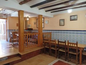 Restaurace v ubytování Hostal San José Naval