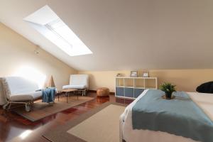 Χώρος καθιστικού στο Duplex en Comillas con garaje