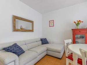 A seating area at Apartment la Roccia by Interhome