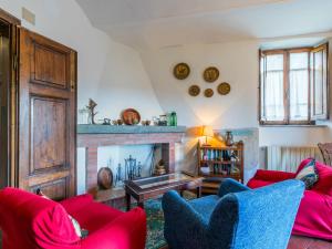 A seating area at Holiday Home La Terrazza by Interhome