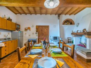 A kitchen or kitchenette at Holiday Home La Terrazza by Interhome