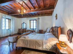 A bed or beds in a room at Holiday Home La Terrazza by Interhome