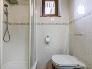 A bathroom at Holiday Home La Terrazza by Interhome