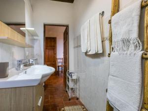 A bathroom at Holiday Home La Terrazza by Interhome