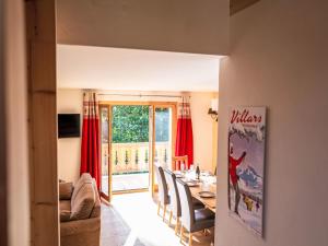 Posezení v ubytování Chalet Dipankar by Interhome
