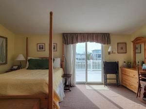 Postel nebo postele na pokoji v ubytování Stoughton