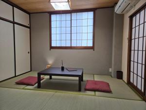 Fotografie z fotogalerie ubytování ON SALE 13 minutes by Haneda Airport train, 15 minutes walking distance by station, fully equipped with a record player, maximum 5 people v Tokiu