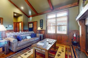 Foto sihtkohas Line Spring asuva majutusasutuse Barbie Ann's Hideaway Cabin galeriist