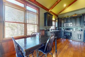 Foto sihtkohas Line Spring asuva majutusasutuse Barbie Ann's Hideaway Cabin galeriist +23 fotot